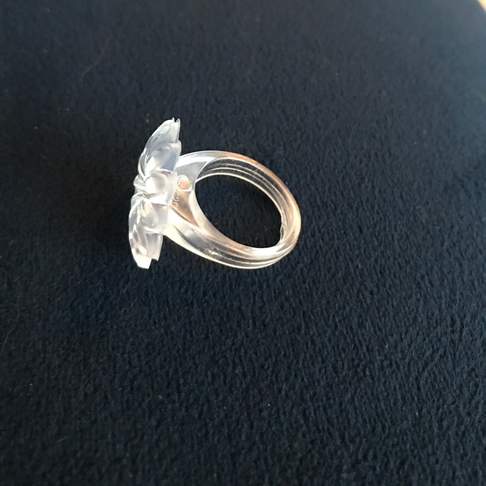 FREE GIFT with purchase: Color Changing Ring!!! - Picture 2 of 6